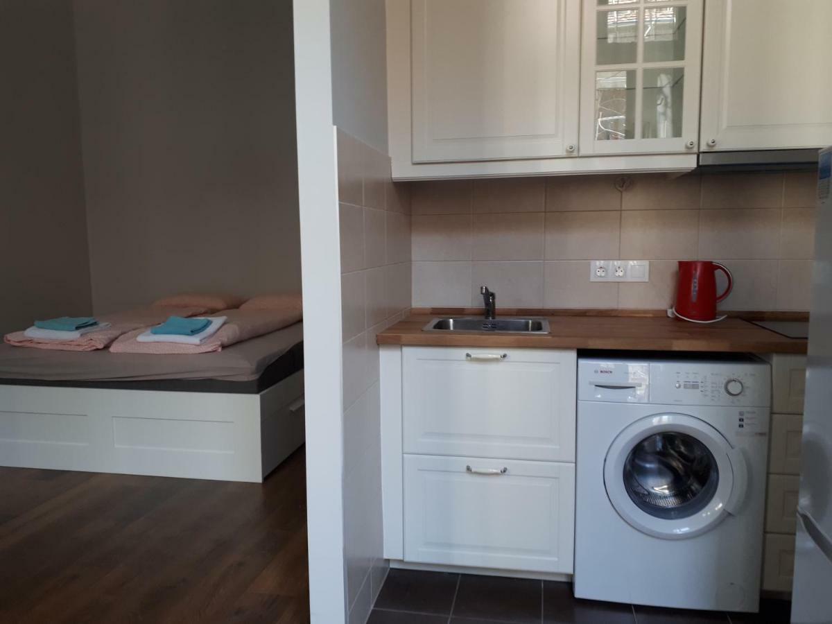 Apartment Dob15 Small *