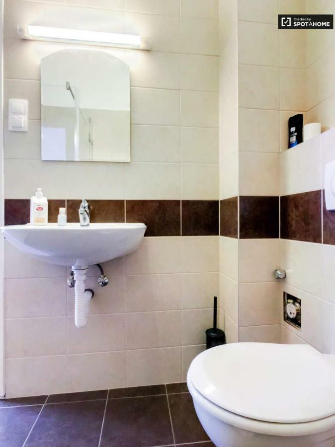 Apartment Dob15 Small *